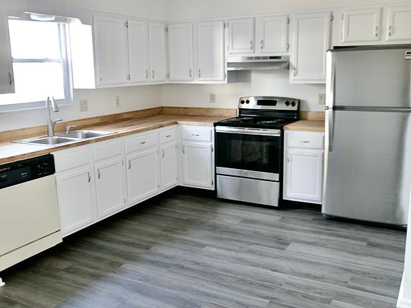 3rd image of 2299 Ayers Dr
