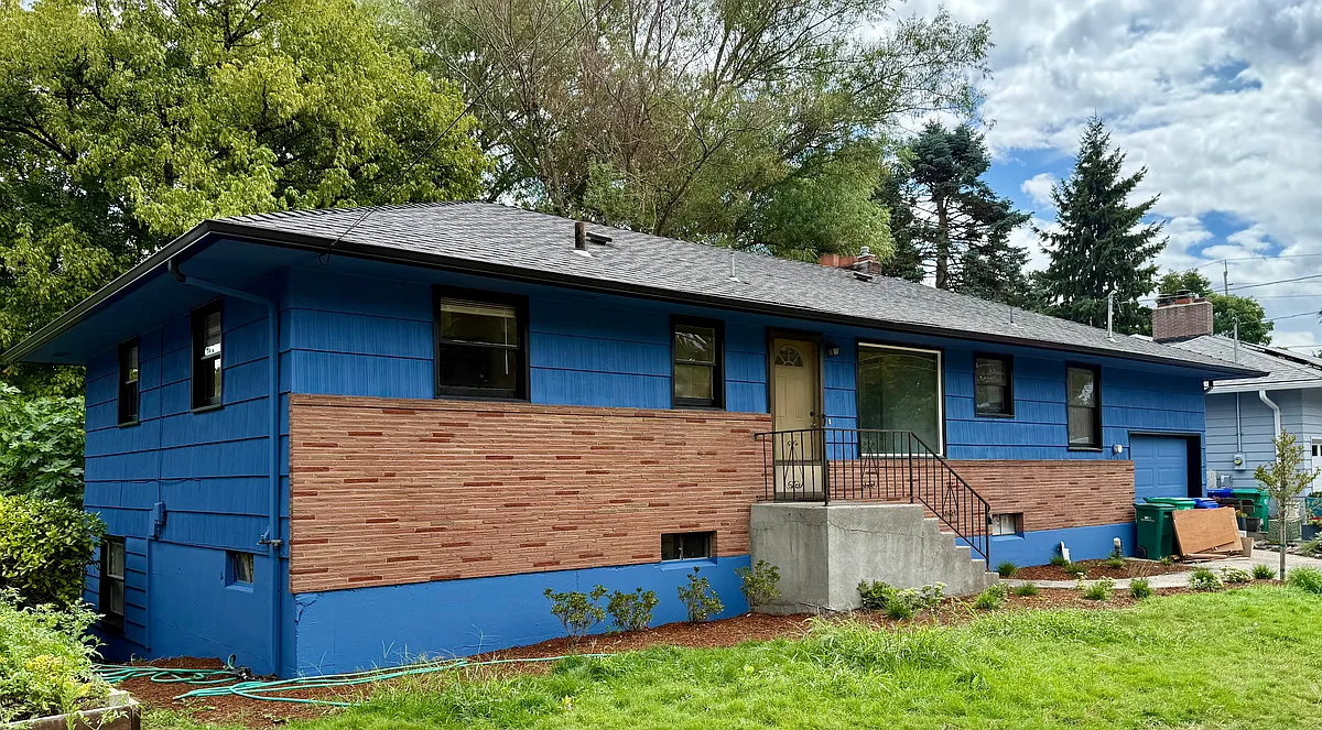 Building Photo - 9812 SE 33rd Ave