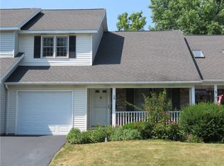 4 Dutch Valley, Rochester, NY 14624