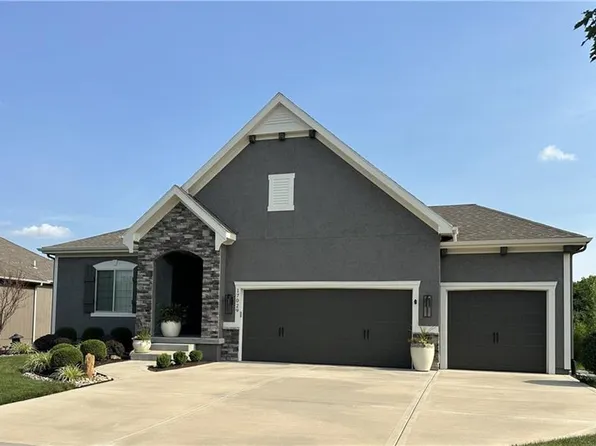 17029 W 170th St, Olathe, KS 66062
