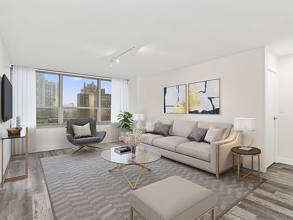 4th image of 3550 N Lake Shore Dr APT 810
