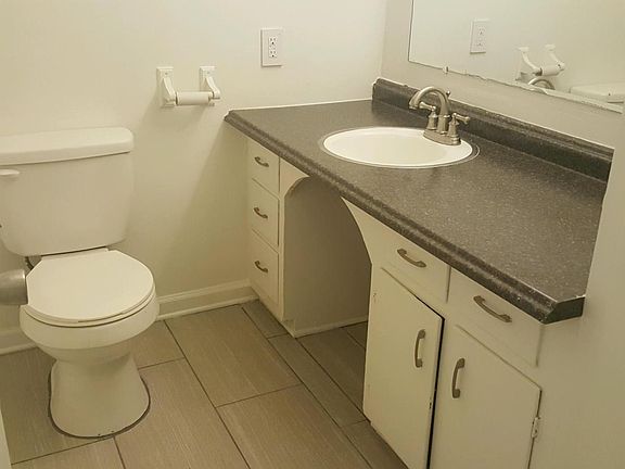 2nd image of 300 Laurel Grove Dr #1