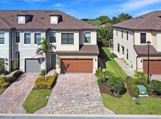 2841 Troubadour St, Palm Springs, FL 33406