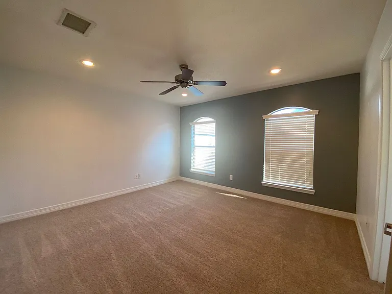 3710 Sherwood Ln #109 — Photo 12