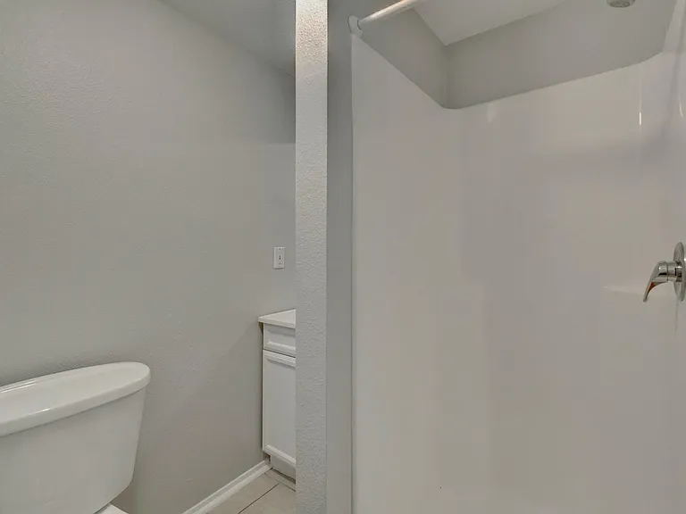 2712 Whitis Ave #B — Photo 15