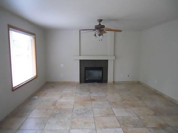 4th image of 11021 135th Street Ct E