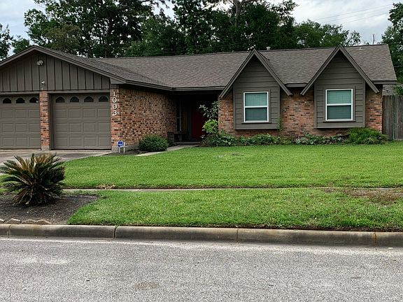 2nd image of 1003 Timber Hill Dr