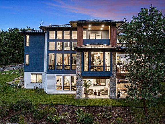 2nd image of 8593 Leeward Avenue NW