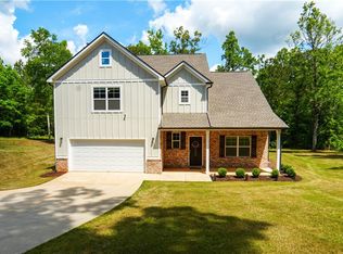 425 Boynton Rd, Hampton, GA 30228