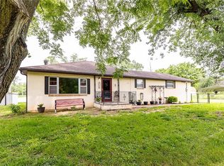 3722 Robinson Pike Rd, Grandview, MO 64030