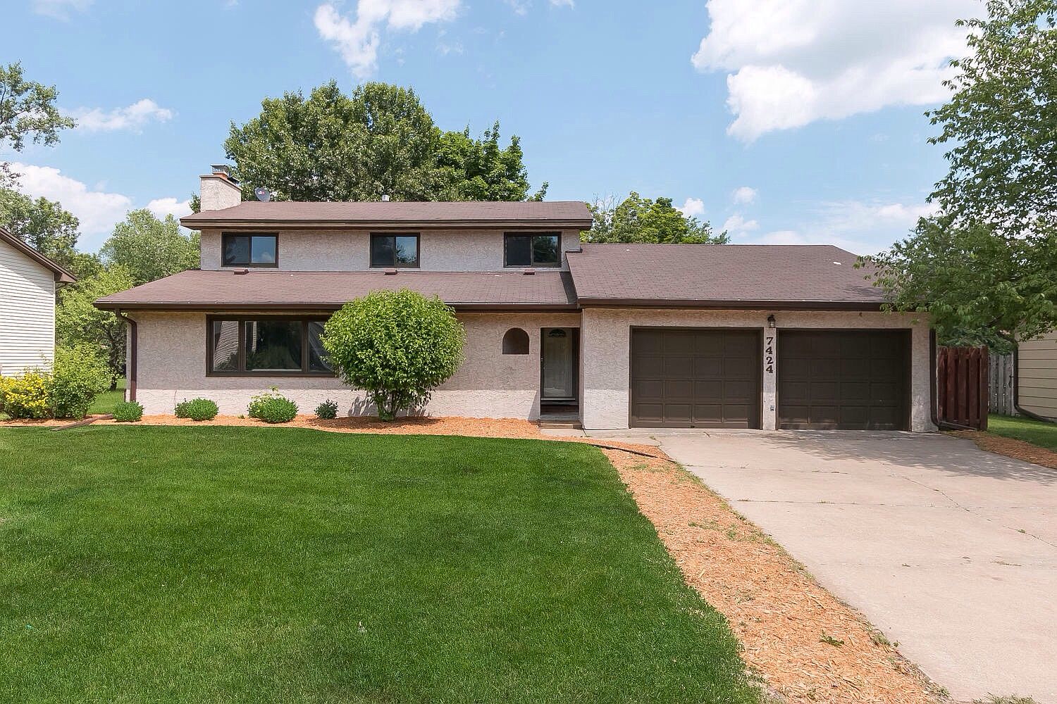 7424 Xerxes Ave N, Brooklyn Park, MN 55444 | Zillow