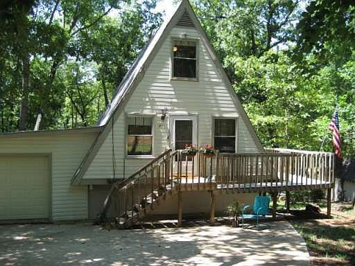 1st image of 377 Chateau Dr