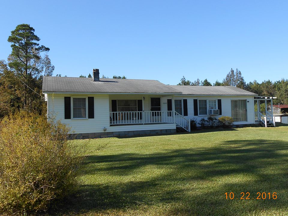 28448 NC Hwy 210 House