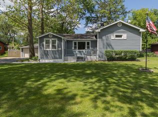 6210 Grand Ave, Downers Grove, IL 60516