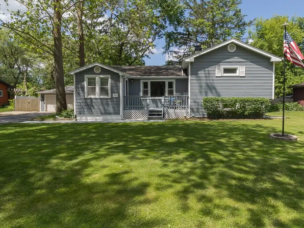 6210 Grand Ave, Downers Grove, IL 60516