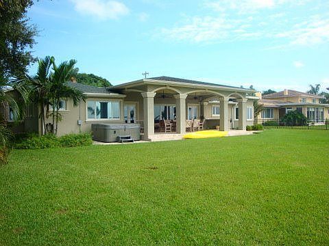 3rd image of 6340 Bahama Shores Dr S