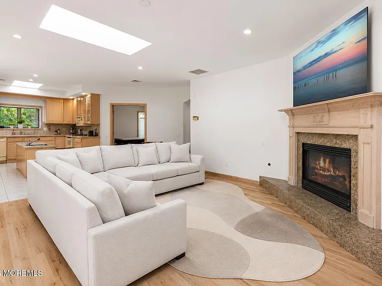 415 Windermere Ave — Photo 13