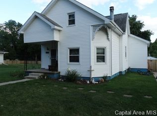 203 E Lincoln St, Edinburg, IL