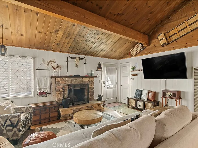 1029 W Aeroplane Blvd — Photo 4