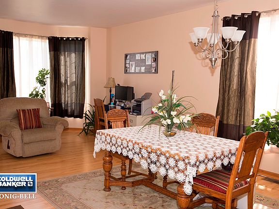 Formal Living Room/ Dining Room