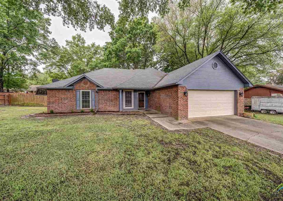 1st image of 205 Wendy Dr