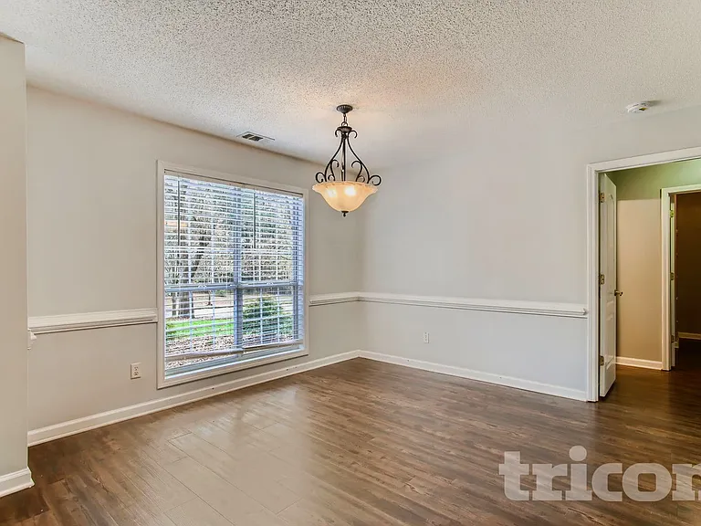 1105 River Green Ct — Photo 6