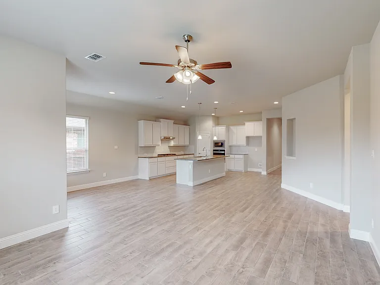 3017 Hampton Path — Photo 32
