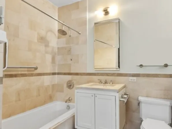 1 Hanson Place image 13 of 25