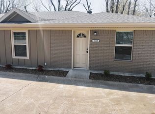 3127 N Old Missouri Rd, Fayetteville, AR 72703