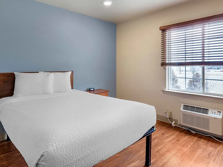 Studio Suite - 1 Full Bed