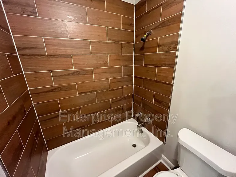 677 Buntyn St #3 — Photo 10