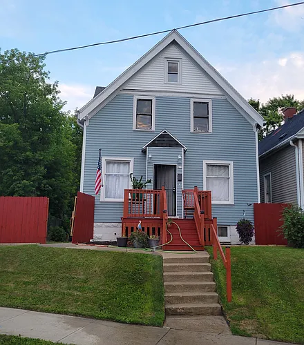 435A W Auer Ave Photo 1