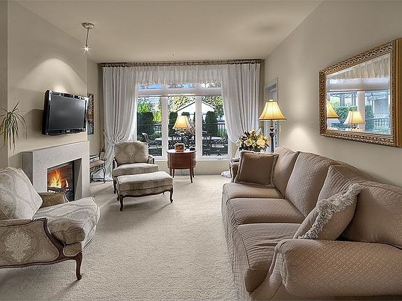 5th image of 150 102nd Ave SE Unit 207