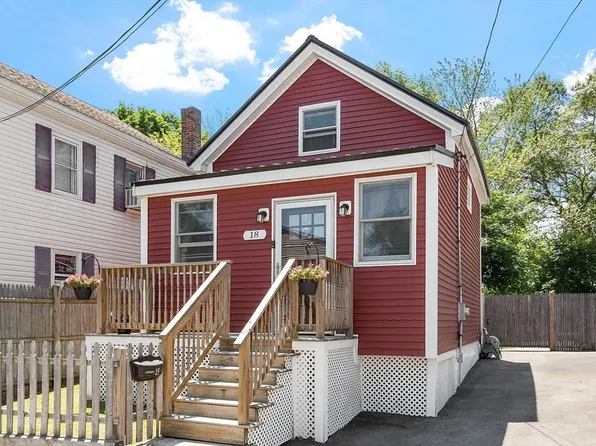 18 Doyle St, Lawrence, MA 01841