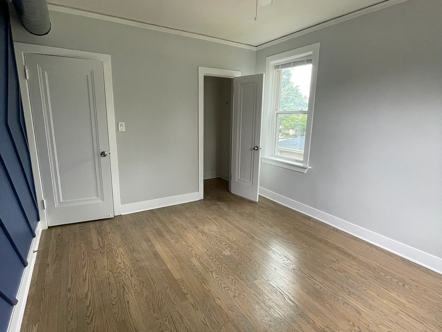 3 bed, $2,300 — Photo 2