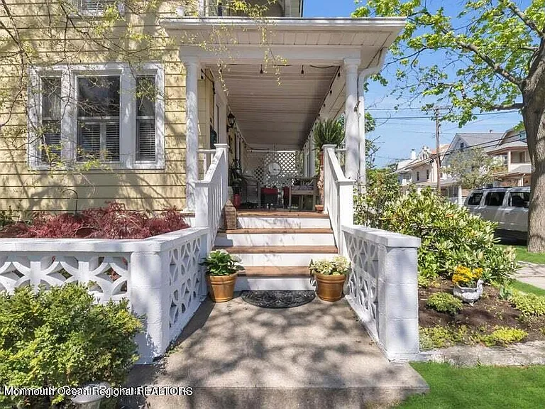 80 Heck Ave — Photo 4