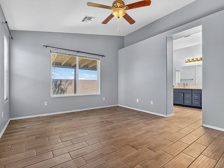 15542 N 136th Ln — Photo 24