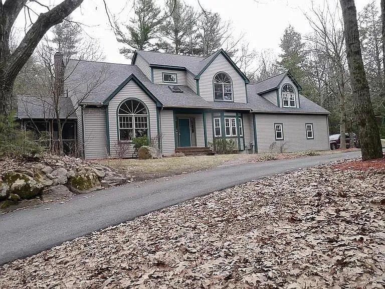 78 Schoolhouse Rd — Photo 1