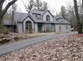 78 Schoolhouse Rd, Shutesbury, MA 01072