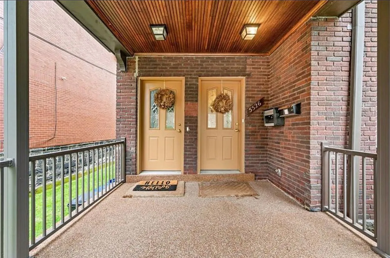 3 bed, 3000 sqft, $2,550 — Photo 2