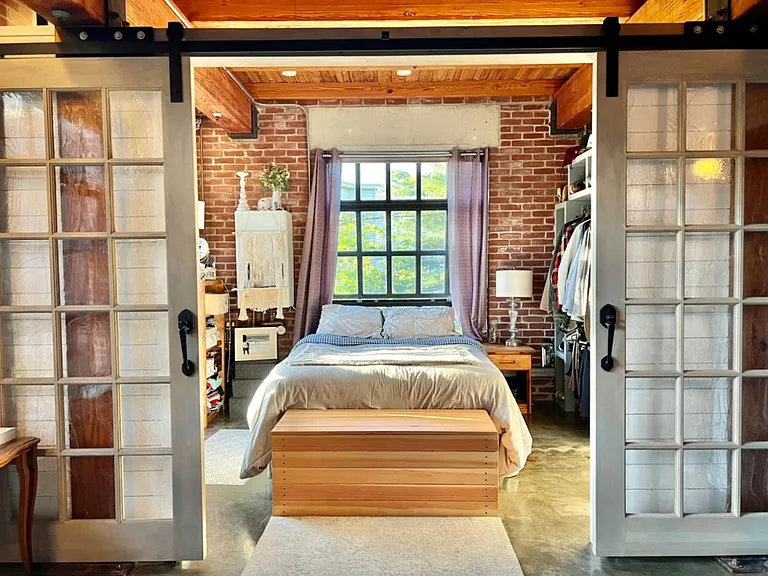 20 Howard St #3 — Photo 1
