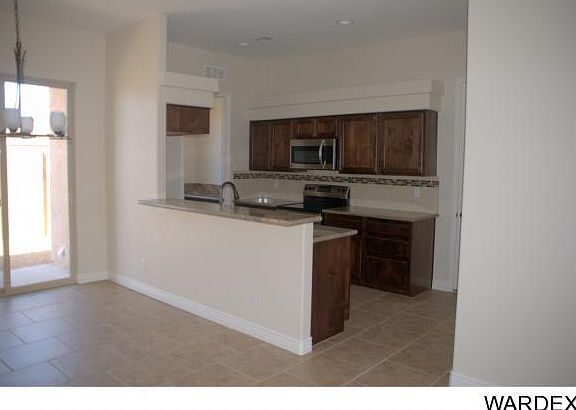 3rd image of 3470 Candlewood Dr #9