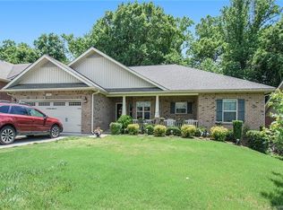 7214 Ogden Pl, Denver, NC 28037