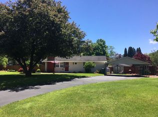 7 Brian Rd, South Windsor, CT 06074