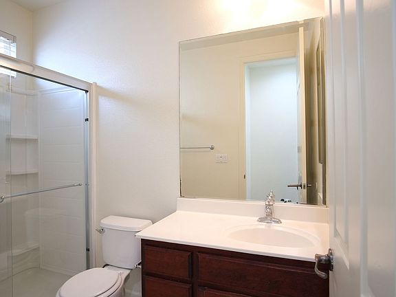 4th image of 1603 Water Lily Ln
