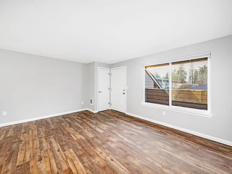 12150 SW Allen Blvd — Photo 8