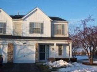 2000 Muirfield Cir, Elgin, IL 60123