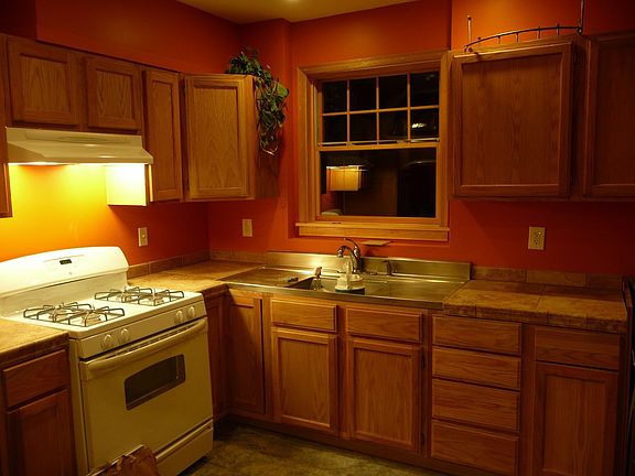 lower kitchen
