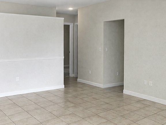 5th image of 1241 Staghorn Ct #1245