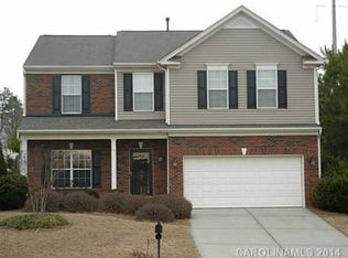 7043 White Bluff Dr, Tega Cay, SC 29708